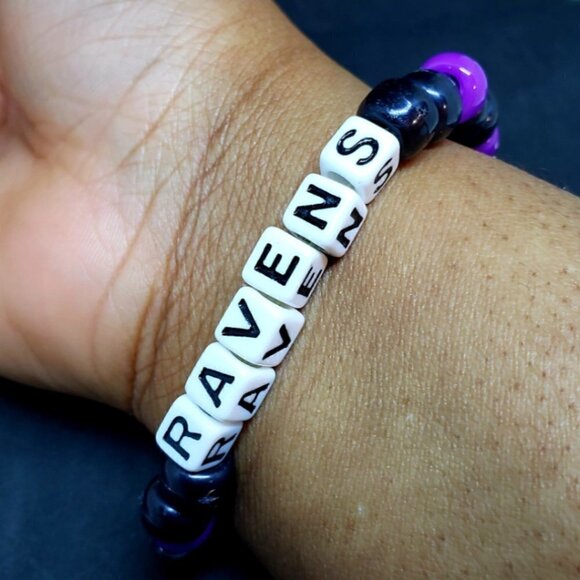 Baltimore Ravens Football Beaded Bracelet - Picture 3 of 3